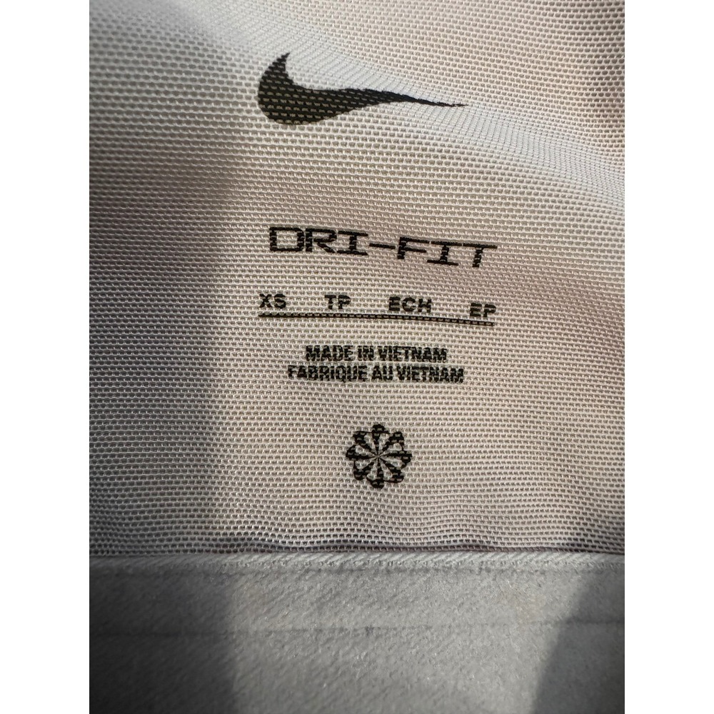 Nike Dri-FIT 2-piece athletic outfit in women's size XS. - Picture 8 of 8